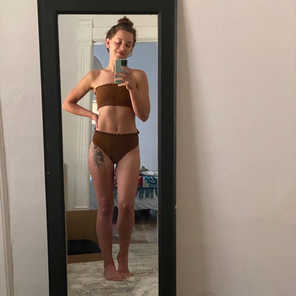 Reformation • Tide Bikini Top + Ventura Bottom